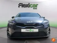 Usado Kia Ceed 136 CV (100 kW) 2023 Gris Utilitario