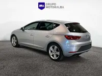 Usado Seat Leon ST FR 125 CV (91 kW) 2017 Plateado Familiar