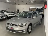 Usado VW Golf VII 116 CV (85 kW) 2019 Plateado Familiar