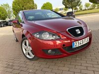 Usado Seat Leon Stylance 140 CV (102 kW) 2007 Granate Utilitario