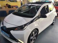 Usado Toyota Aygo X-play 69 CV (50 kW) 2018 Blanco Utilitario