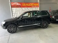 Second-hand VW Touareg R-line 231 CP (169 kW) 2006 Negru SUV