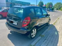 Usado Mercedes A180 Avantgarde 109 CV (80 kW) 2007 Negro Utilitario