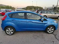 Usado Ford Fiesta Trend 68 CV (50 kW) 2009 Azul Berlina