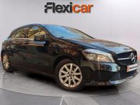 Usado Mercedes A180 AMG line 109 CV (80 kW) 2017 Negro Utilitario