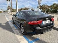 Usado Jaguar XE R-Sport 180 CV (132 kW) 2015 Negro Berlina