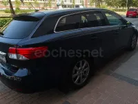 Usado Toyota Avensis Advance 124 CV (91 kW) 2013 Azul Familiar