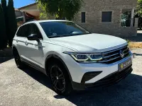 Usado VW Tiguan Sportline 150 CV (110 kW) 2024 Blanco SUV