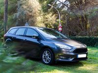 Usado Ford Focus Active 125 CV (91 kW) 2018 Marrón Utilitario