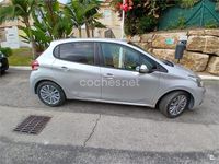 Usado Peugeot 208 Style 82 CV (60 kW) 2017 Gris / plata Utilitario