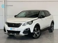 Usado Peugeot 3008 Access 131 CV (96 kW) 2018 Blanco SUV