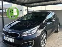 Usado Kia Ceed 120 CV (88 kW) 2016 Negro Utilitario