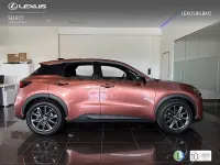 Usado Lexus LBX 136 CV (100 kW) 2026 Rosa SUV