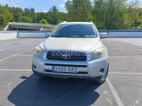 Usado Toyota RAV4 Executive 152 CV (111 kW) 2006 Gris / plata SUV