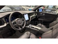 Usado Volvo XC60 Plus 350 CV (257 kW) 2024 Gris / plata SUV