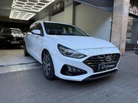Usado Hyundai i30 136 CV (100 kW) 2021 Blanco Familiar