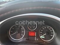 Usado Peugeot Partner Tepee Outdoor 100 CV (73 kW) 2015 Gris / plata Monovolumen