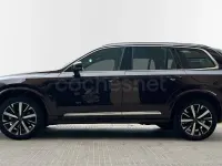 Usado Volvo XC90 Core 250 CV (183 kW) 2025 Granate SUV