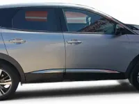 Usado Peugeot 3008 Allure 131 CV (96 kW) 2024 Gris / plata SUV