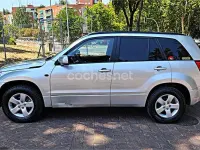Usado Suzuki Grand Vitara 140 CV (102 kW) 2007 Gris / plata SUV