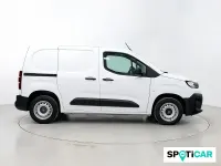 Usado Citroën Berlingo 102 CV (75 kW) 2024 Blanco Monovolumen