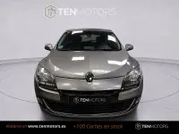 Usado Renault Mégane Life 115 CV (84 kW) 2013 Gris / plata Berlina