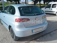 Usado Seat Ibiza Sport 75 CV (55 kW) 2003 Gris / plata Utilitario
