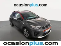 Usado Kia Stonic GT-Line 120 CV (88 kW) 2023 Gris SUV