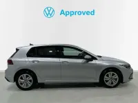 Usado VW Golf VIII Life 115 CV (84 kW) 2024 Gris Berlina