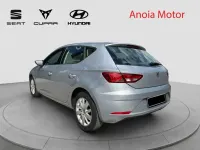 Usado Seat Leon Style 116 CV (85 kW) 2019 Plata Berlina