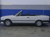 Usado BMW 318 Cabriolet 115 CV (84 kW) 1991 Blanco Descapotable