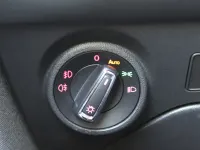 Usado Seat Leon Style 115 CV (84 kW) 2019 Blanco Berlina