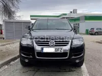 Usado VW Touareg 225 CV (165 kW) 2008 Negro SUV