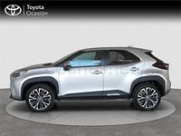 Usado Toyota Yaris Cross Style 116 CV (85 kW) 2022 Gris / plata SUV