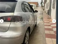 Usado Seat Ibiza Sport 100 CV (73 kW) 2003 Gris / plata Utilitario