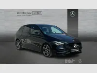 Usado Mercedes B200 150 CV (110 kW) 2022 Negro cosmos (metalizado) Monovolumen