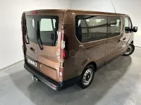 Usado Renault Trafic 110 CV (80 kW) 2019 Marrón Monovolumen