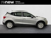 Usado Seat Arona Style 110 HP (80 kW) 2023 Cinzento SUV