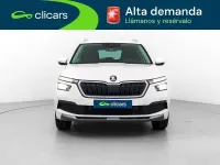 Usado Skoda Kamiq Ambition 110 CV (80 kW) 2022 Blanco SUV