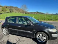 Usado Renault Mégane Authentique 115 CV (84 kW) 2004 Negro Berlina