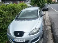 Usado Seat Leon 90 CV (66 kW) 2009 Gris / plata Utilitario