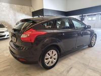 Käytetty Ford Focus Trend 125 HP (91 kW) 2014 Harmaa Viistoperä