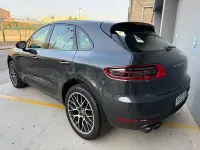 Usado Porsche Macan 252 CV (185 kW) 2018 Gris / plata SUV