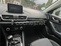 Usado Mazda 3 Style 120 CV (88 kW) 2014 Blanco Berlina