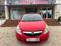 Usado Opel Corsa Enjoy 90 CV (66 kW) 2008 Rojo Utilitario
