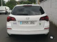 Usado Opel Astra Excellence 136 CV (100 kW) 2015 Blanco Familiar