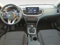 Usado Kia Ceed 120 CV (88 kW) 2021 Blanco Utilitario