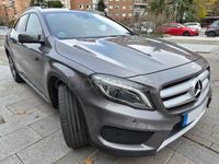 Usado Mercedes GLA220 AMG line 177 CV (130 kW) 2017 Gris / plata SUV