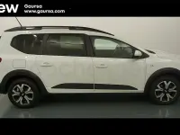 Usado Dacia Jogger Expression 100 CV (73 kW) 2024 Blanco Monovolumen