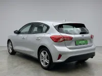 Usado Ford Focus Trend 120 CV (88 kW) 2022 Gris / plata Berlina